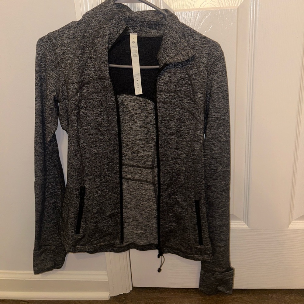 grey lululemon define jacket!